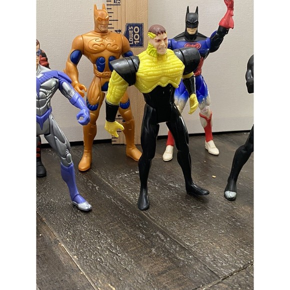 Huge 1990's Kenner DC Lot of 12 action figures Movie/ Comic/Animated Two Marvel - Picture 5 of 12
